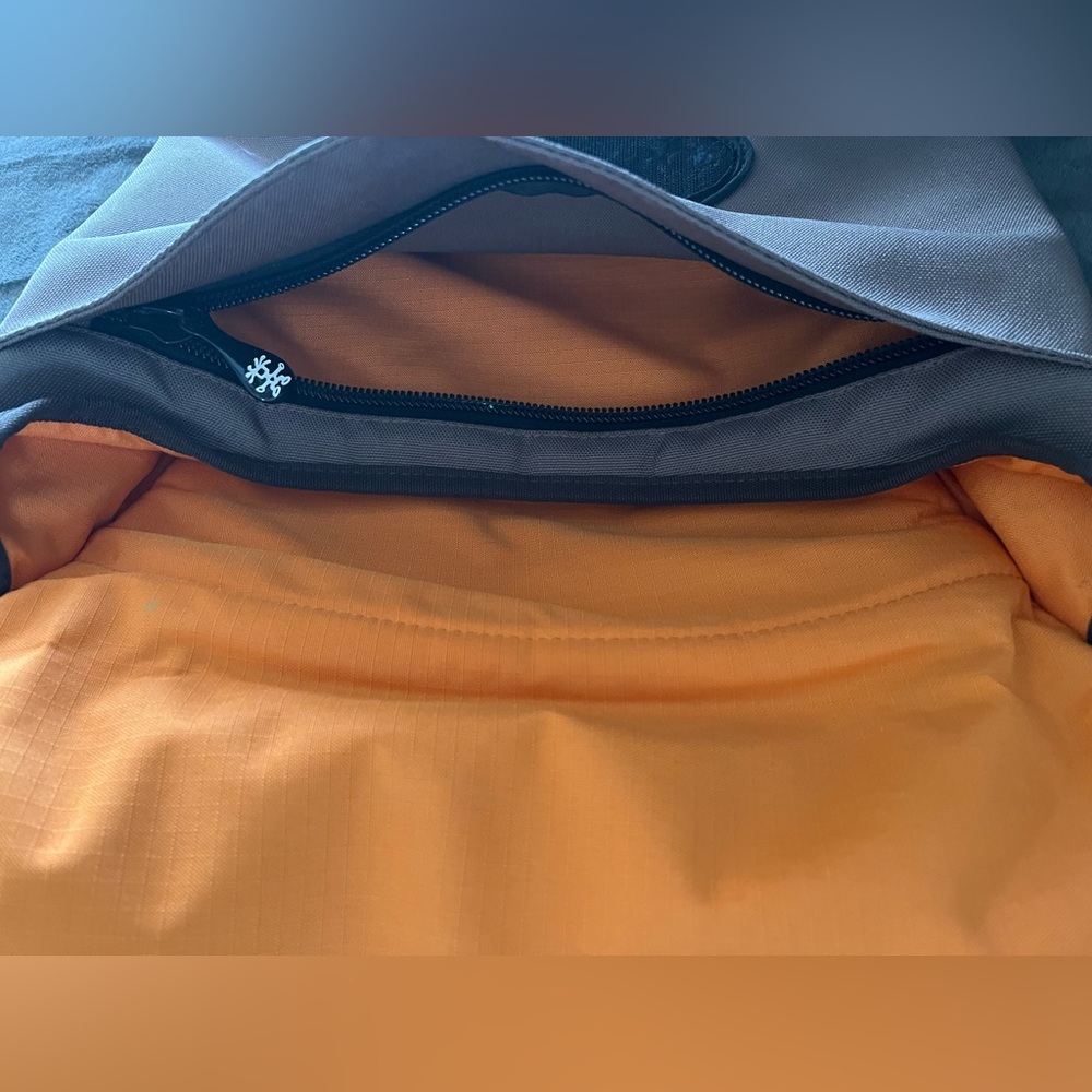 Crumpler The Skivvy, Computer Bag, Small - Picture 8 of 8